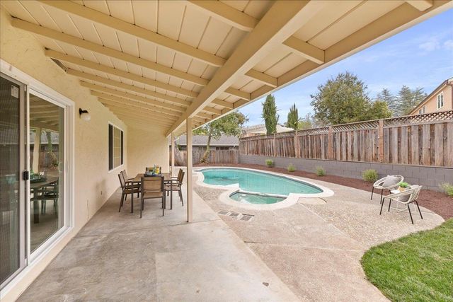 14000 Jerries Drive, Saratoga, CA 95070