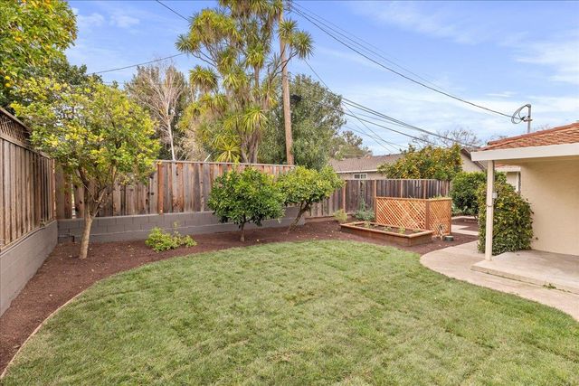 14000 Jerries Drive, Saratoga, CA 95070