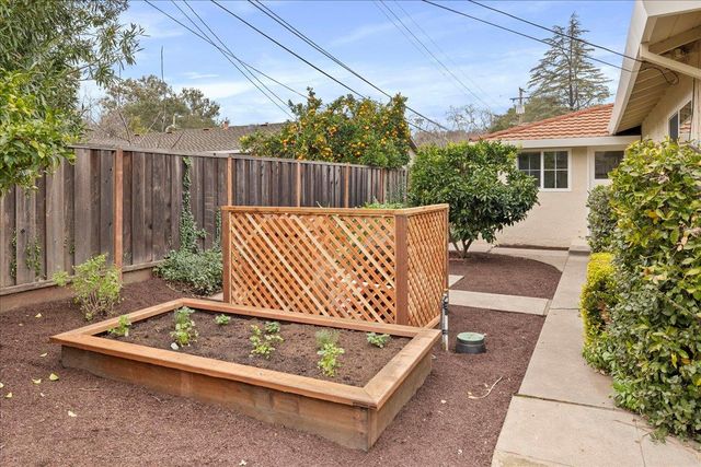 14000 Jerries Drive, Saratoga, CA 95070