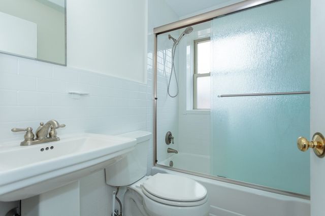 50 Seymour St 15, Boston, MA 02131