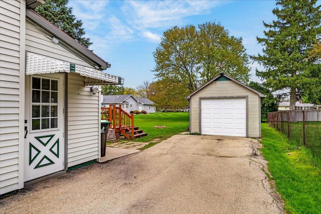 110 Lake Street, Beaver Dam, WI 53916