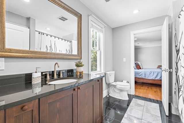 37 Mayflower Road, Winchester, MA 01890