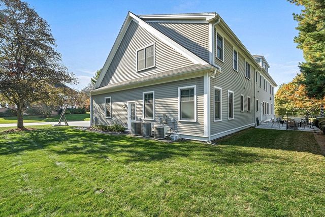 37 Mayflower Road, Winchester, MA 01890