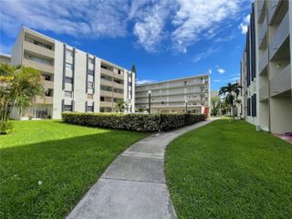10090 NW 80th Court 1123, Hialeah Gardens, FL 33016