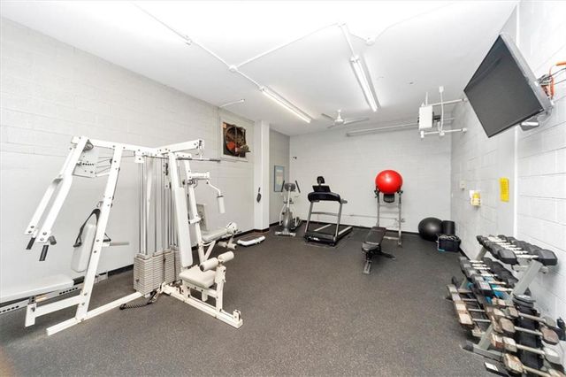 3060 Pharr Court North NW 123, Atlanta, GA 30305