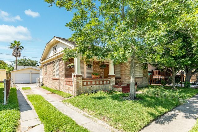 4917 Austin Drive, Galveston, TX 77551