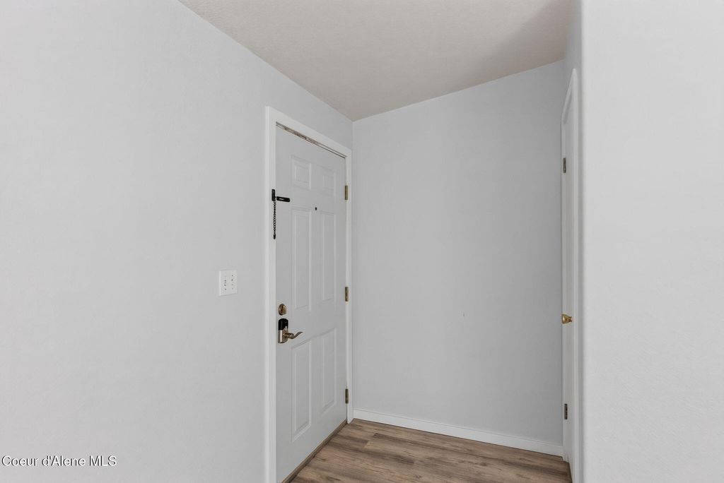 722 Blue Sky RD, Bonners Ferry, ID 83805 photo 4