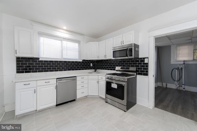 513 BENSON ST, Camden, NJ 08103