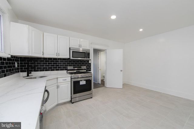 513 BENSON ST, Camden, NJ 08103