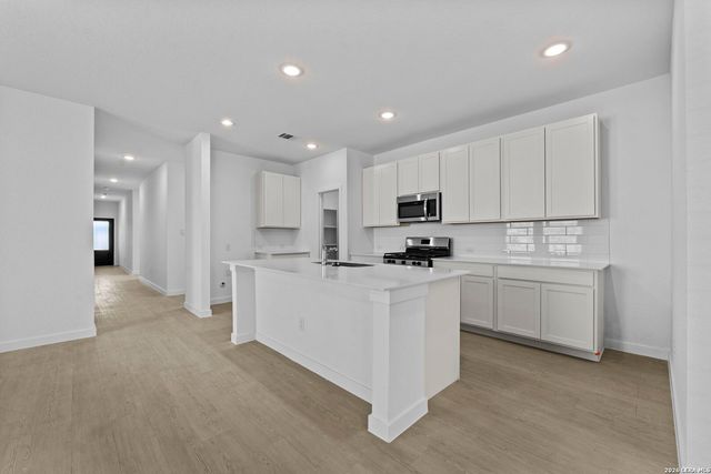 431 Kayden Court, Marion, TX 78124