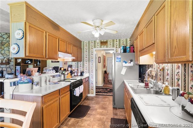 118 Pearce Place, Raeford, NC 28376