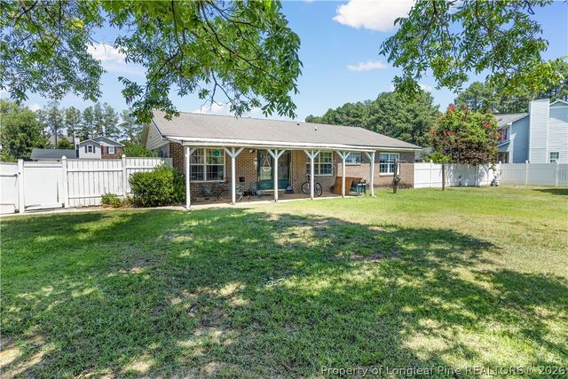 118 Pearce Place, Raeford, NC 28376