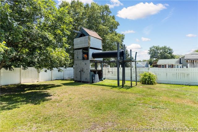 118 Pearce Place, Raeford, NC 28376