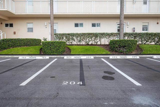 3851 N Ocean Boulevard Unit 204, Delray Beach, FL 33483