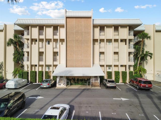 3851 N Ocean Boulevard Unit 204, Delray Beach, FL 33483