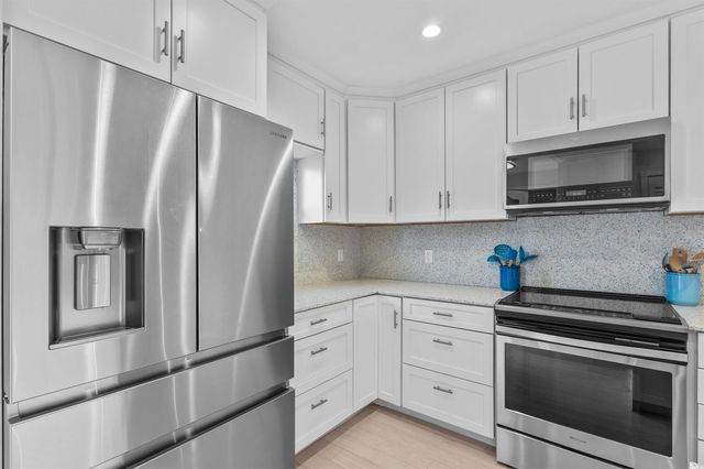 3851 N Ocean Boulevard Unit 204, Delray Beach, FL 33483