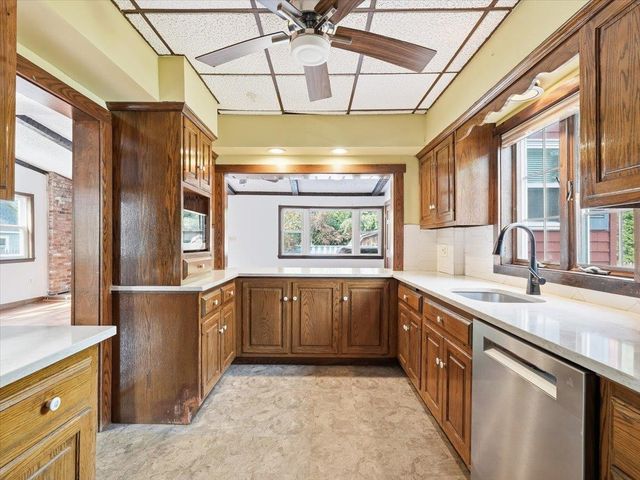 63 WASHINGTON AVE, Maywood, NJ 07607