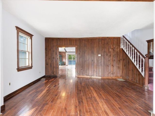 63 WASHINGTON AVE, Maywood, NJ 07607