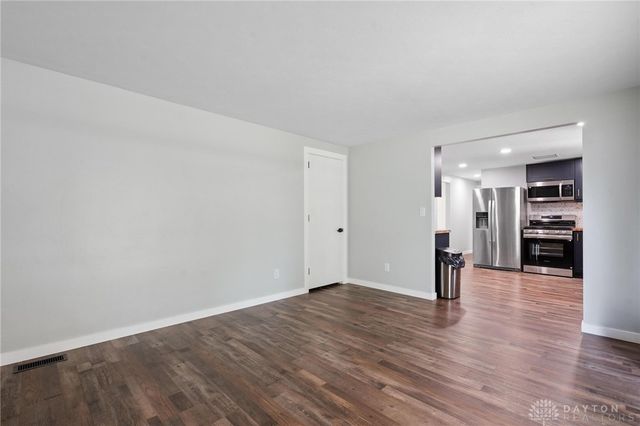 5433 Pentland Circle, Huber Heights, OH 45424