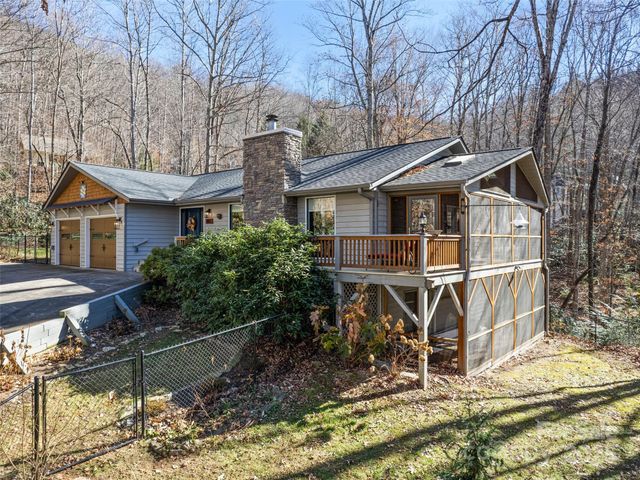 482 Wildcat Mountain Road, Waynesville, NC 28786