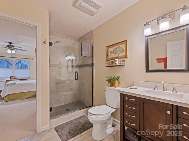 482 Wildcat Mountain Road, Waynesville, NC 28786