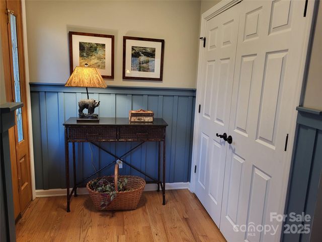 482 Wildcat Mountain Road, Waynesville, NC 28786