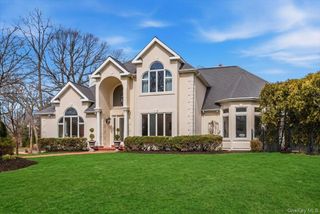 1 Kistela Court, Northport, NY 11768