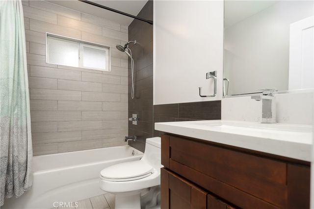22805 Date Avenue, Torrance, CA 90505