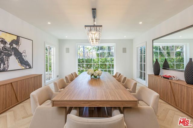 702 N Beverly Drive, Beverly Hills, CA 90210