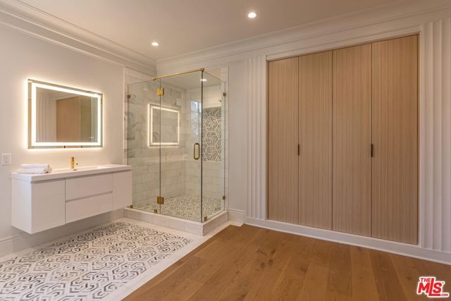 702 N Beverly Drive, Beverly Hills, CA 90210