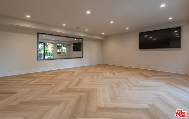 702 N Beverly Drive, Beverly Hills, CA 90210