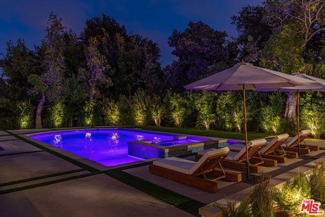 702 N Beverly Drive, Beverly Hills, CA 90210