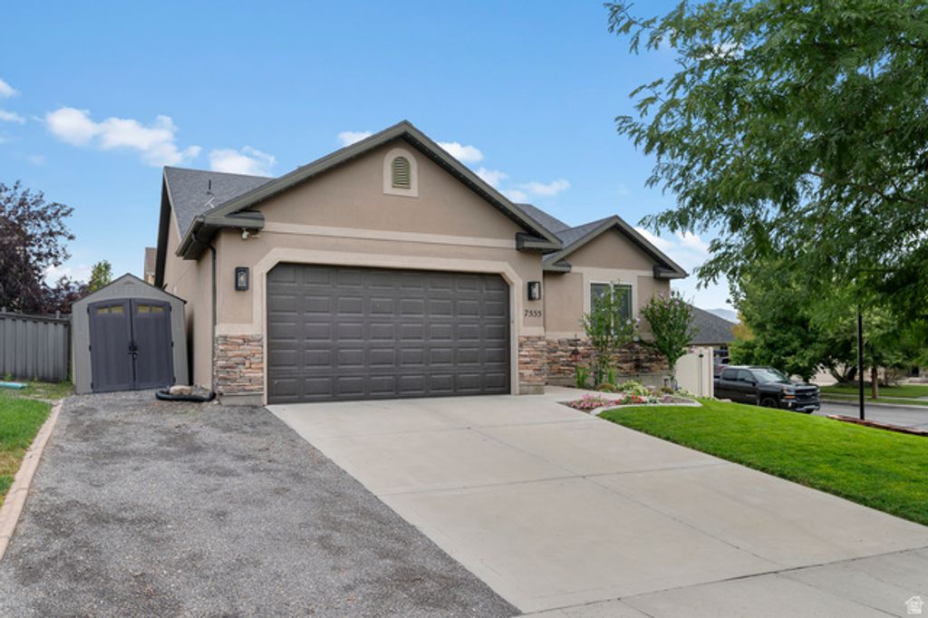 7555 N PINECONE RD, Eagle Mountain, UT 84005 — photo 3