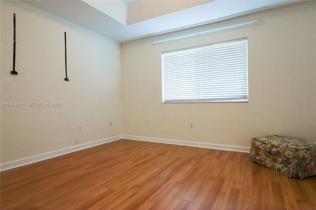 5663 NW 112th Pl 5663, Doral, FL 33178