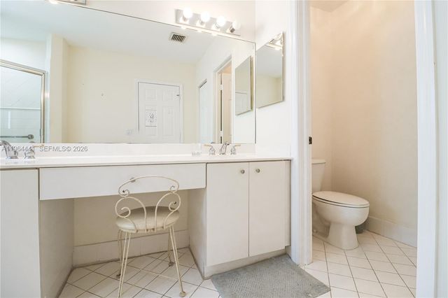 5663 NW 112th Pl 5663, Doral, FL 33178