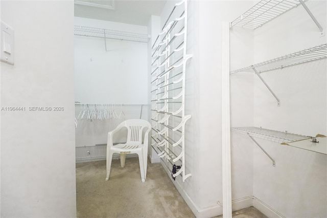 5663 NW 112th Pl 5663, Doral, FL 33178