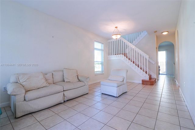 5663 NW 112th Pl 5663, Doral, FL 33178