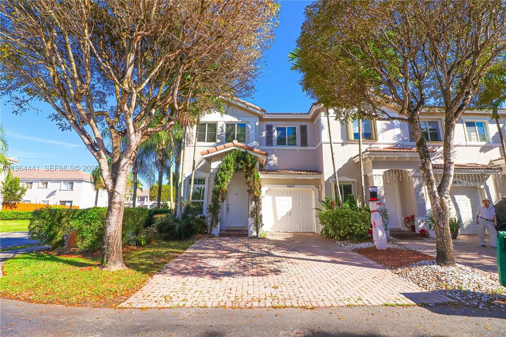 5663 NW 112th Pl 5663, Doral, FL 33178