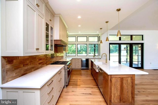 5823 RODGERS RD, Pipersville, PA 18947