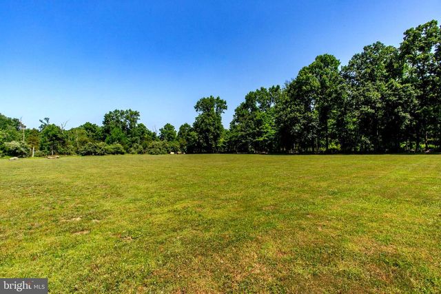 5823 RODGERS RD, Pipersville, PA 18947