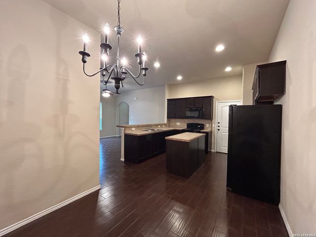 296 ROSALIE DR, New Braunfels, TX 78130
