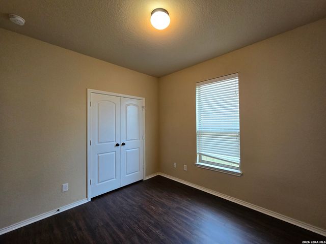 296 ROSALIE DR, New Braunfels, TX 78130