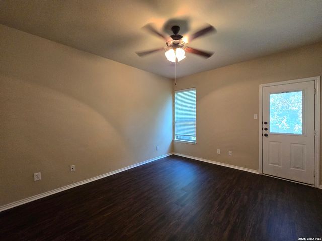 296 ROSALIE DR, New Braunfels, TX 78130