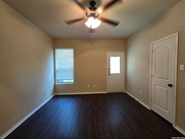 296 ROSALIE DR, New Braunfels, TX 78130