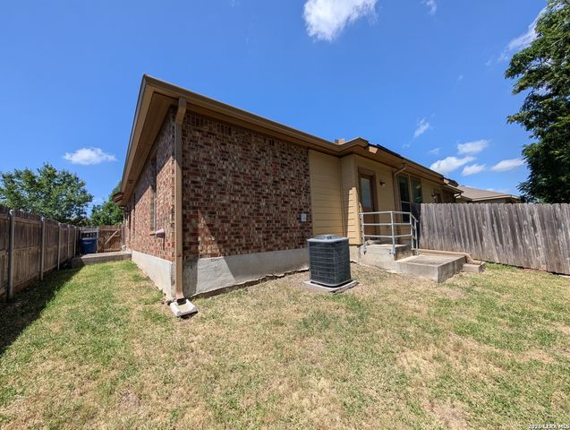 296 ROSALIE DR, New Braunfels, TX 78130