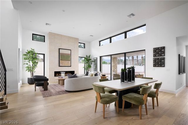 45 Bellissima Lago Court, Henderson, NV 89011