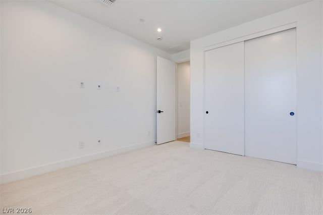 45 Bellissima Lago Court, Henderson, NV 89011