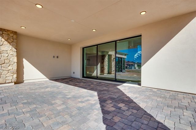 45 Bellissima Lago Court, Henderson, NV 89011