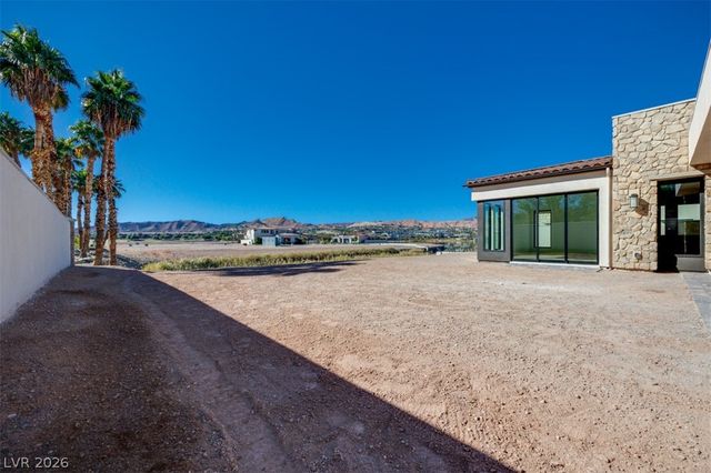 45 Bellissima Lago Court, Henderson, NV 89011