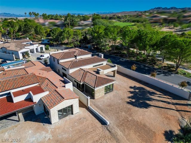 45 Bellissima Lago Court, Henderson, NV 89011